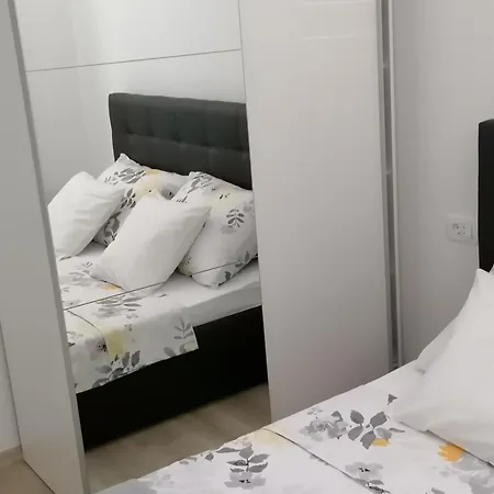 Luka Apartment