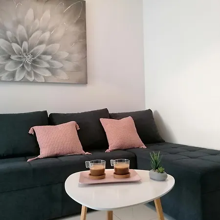 Apartment Luka *
